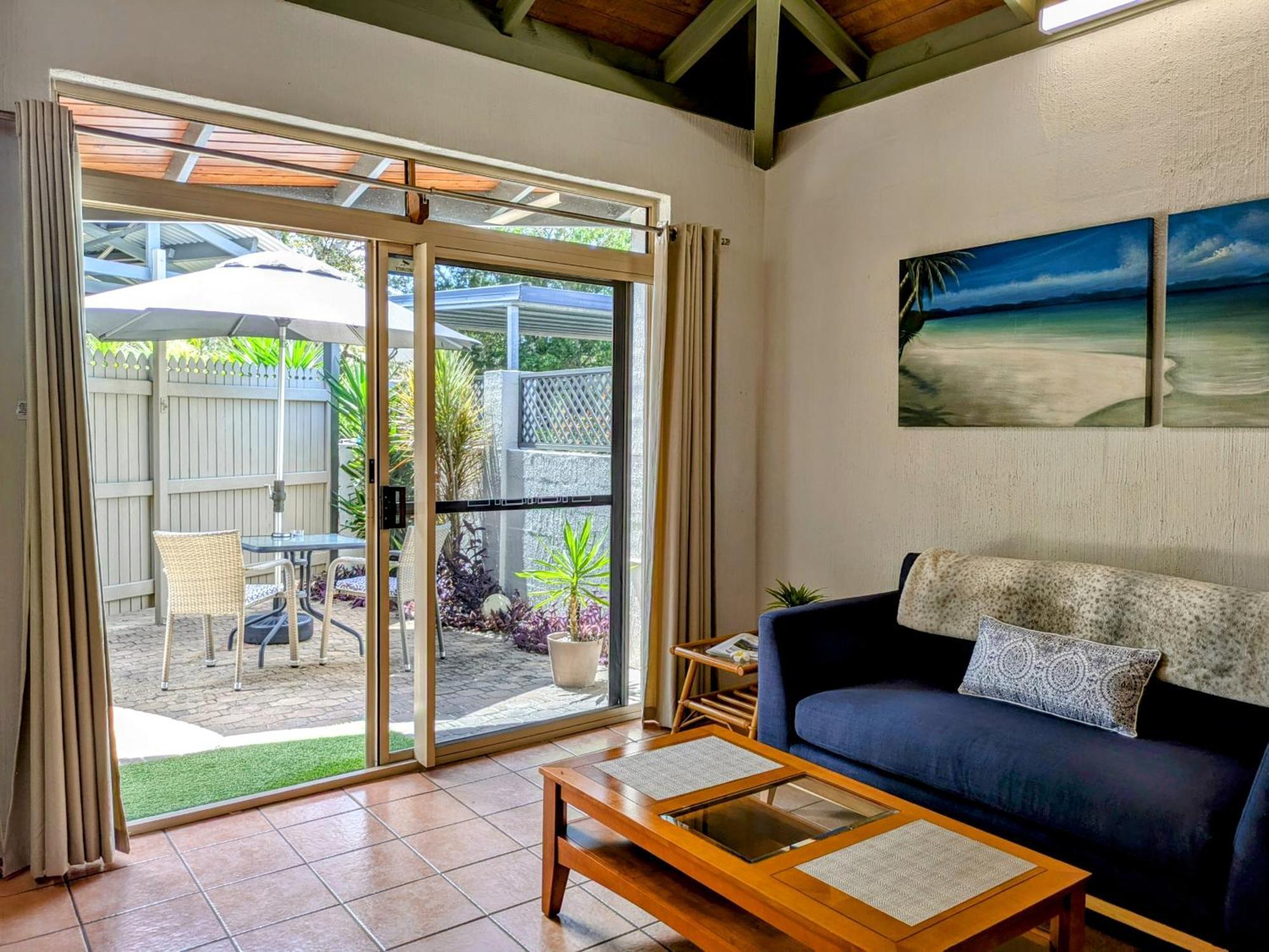 Beachside Cottage - A Private Peaceful Hidden Gem 50M To Beach Nelly Bay Екстериор снимка