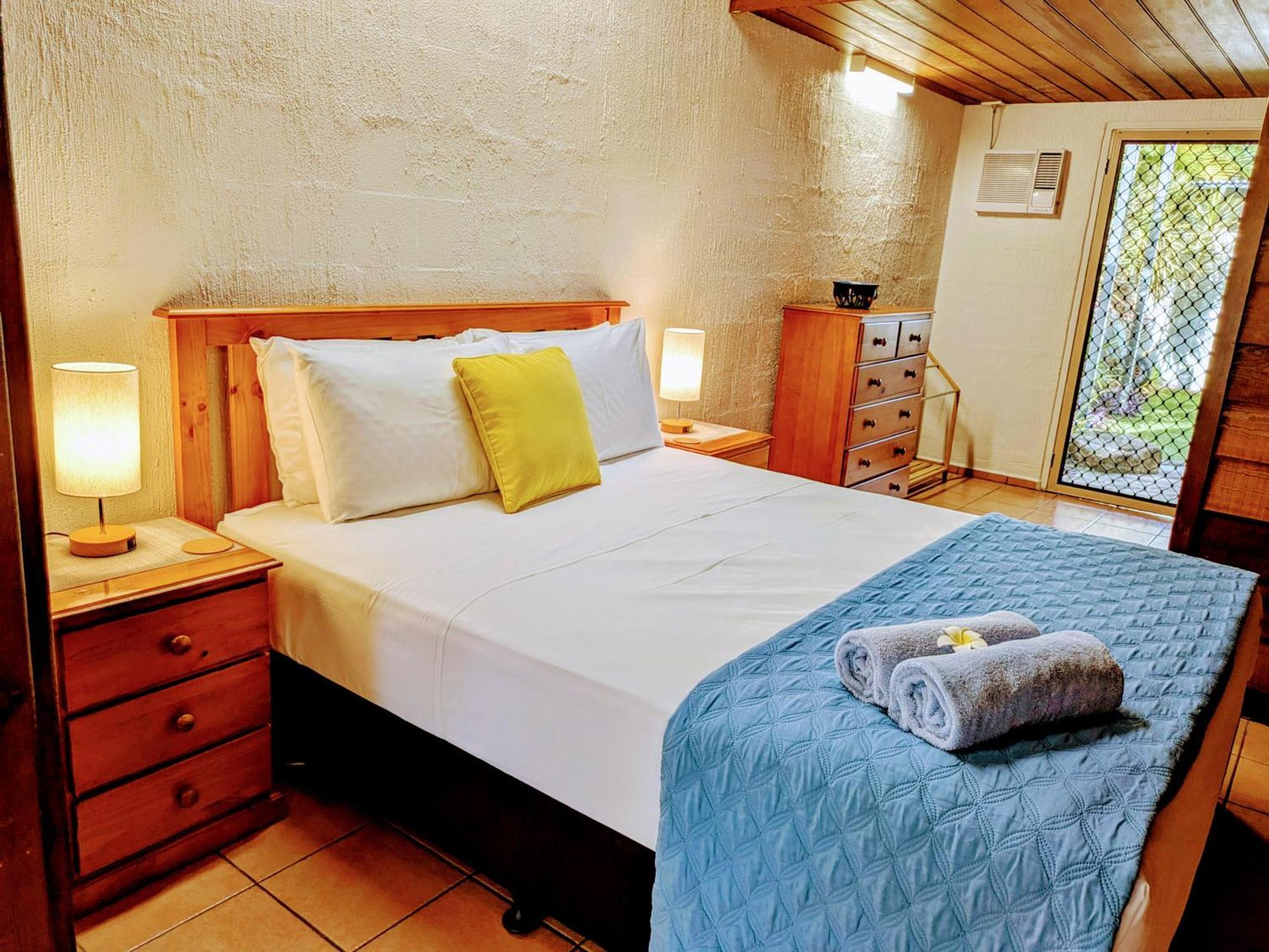 Beachside Cottage - A Private Peaceful Hidden Gem 50M To Beach Nelly Bay Екстериор снимка