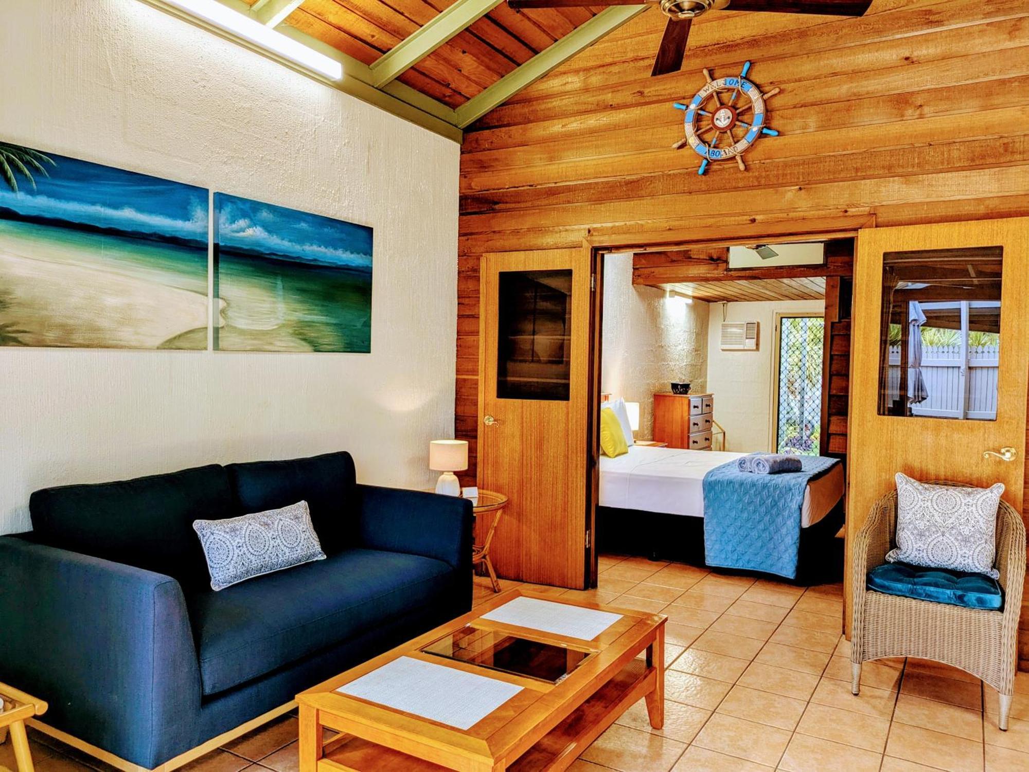 Beachside Cottage - A Private Peaceful Hidden Gem 50M To Beach Nelly Bay Екстериор снимка